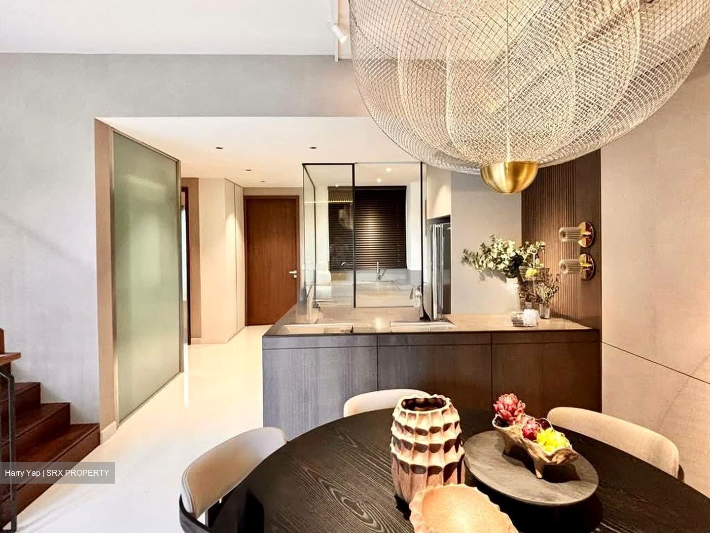 Holland Grove Road (D10), Terrace #556109401